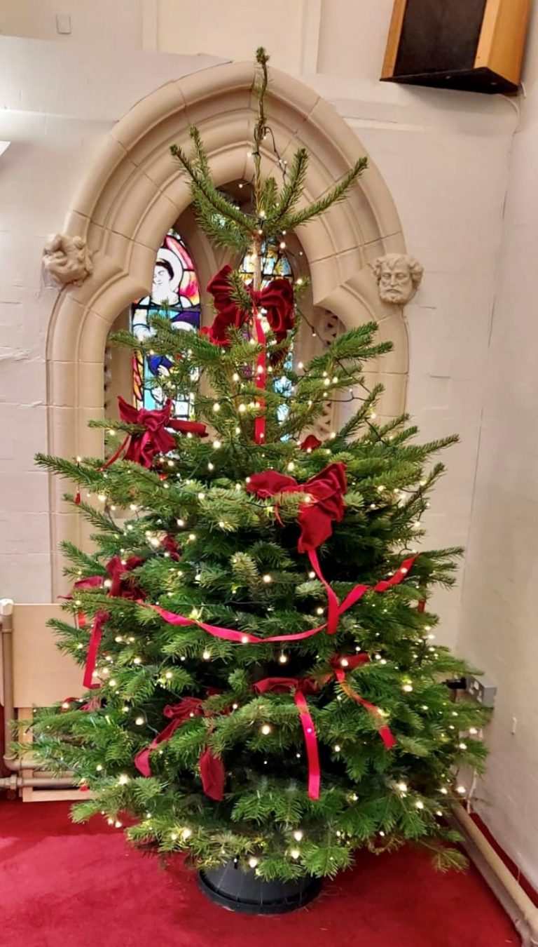 christmas tree Glasgow Crematorium